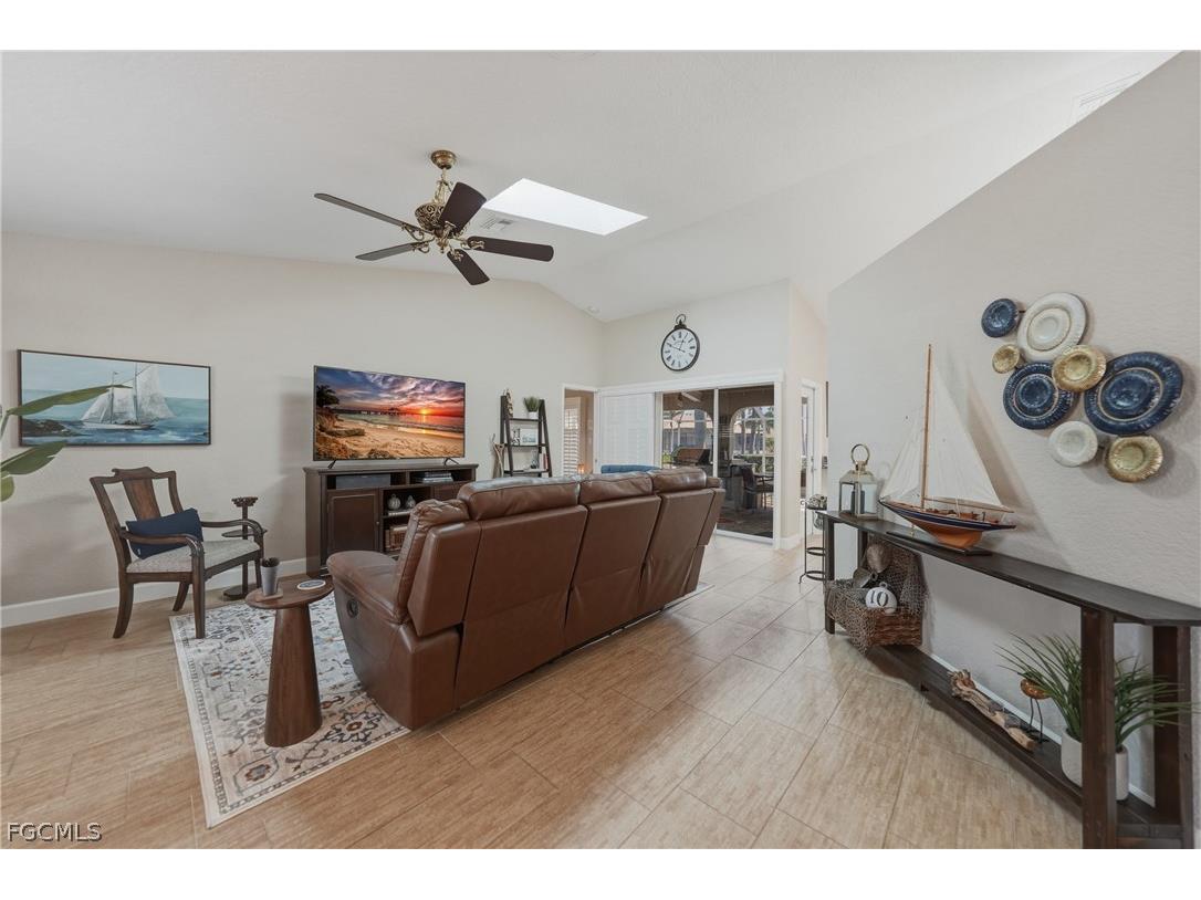 803 Lucia Drive Punta Gorda FL 33950 2026008785 image10