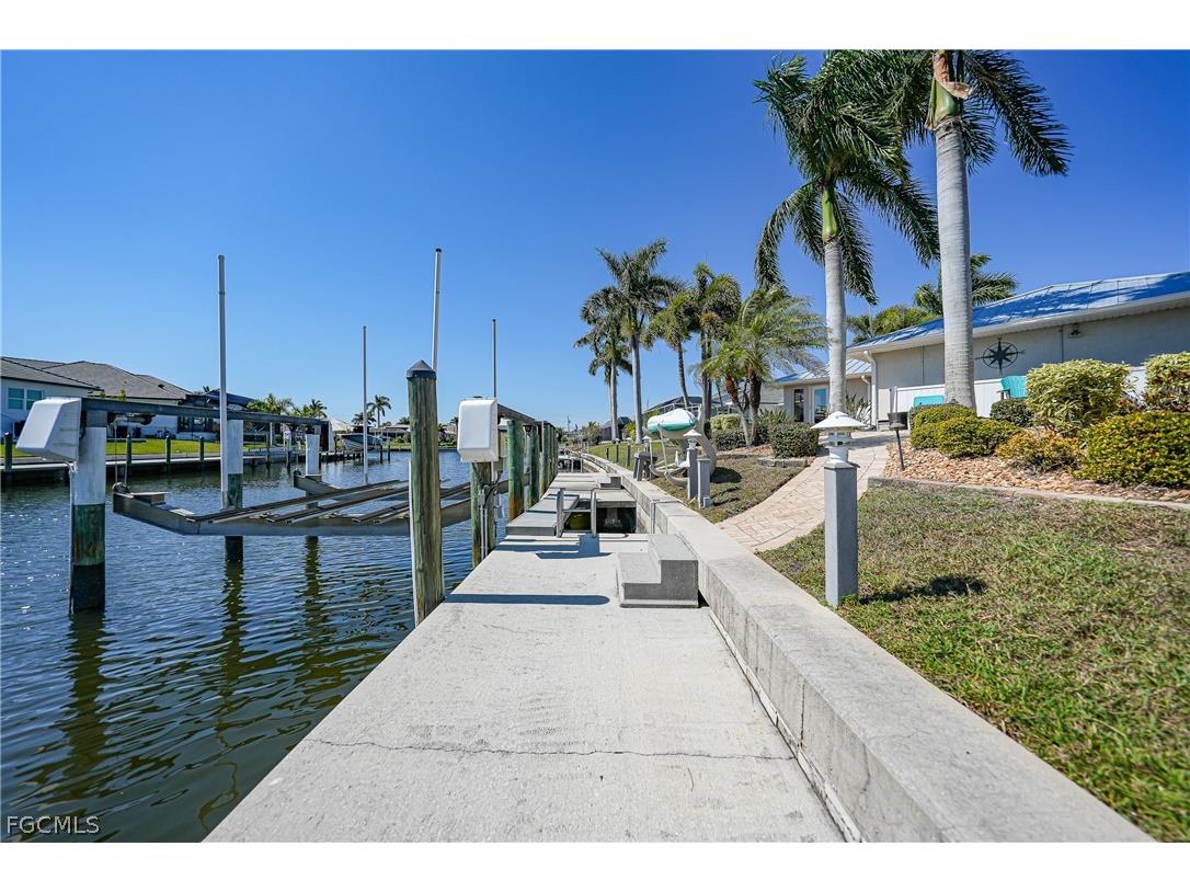 803 Lucia Drive Punta Gorda FL 33950 2026008785 image48