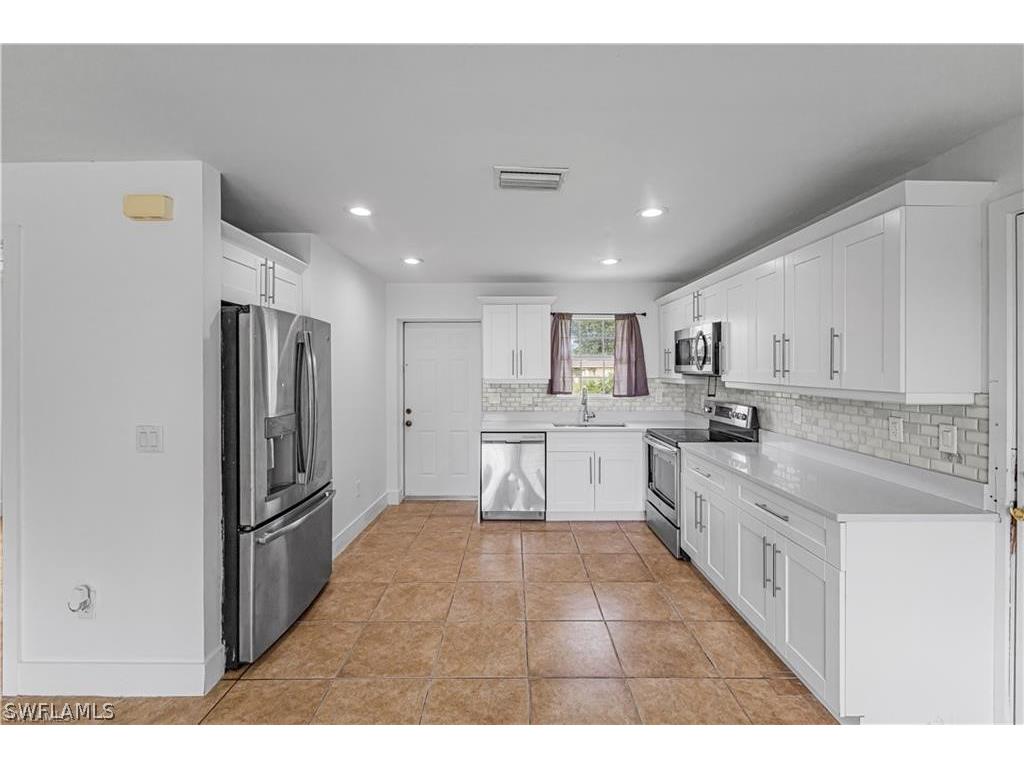 803 Monroe Drive Lehigh Acres FL 33936 226008061 image4