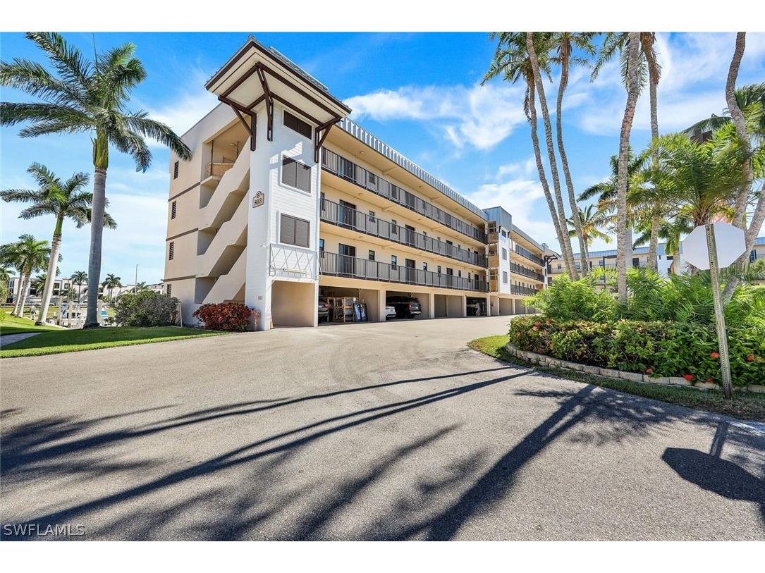 803 River Point Drive #201B Naples FL 34102 226009230 image1
