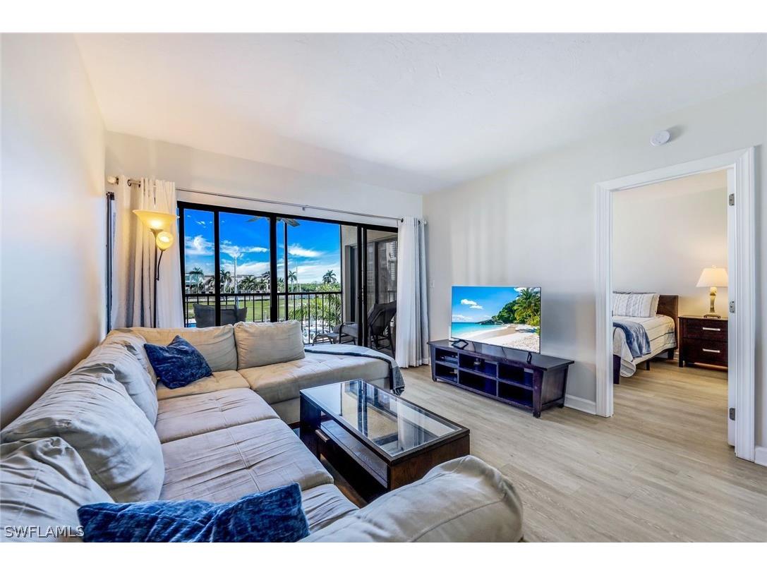 803 River Point Drive #201B Naples FL 34102 226009230 image10