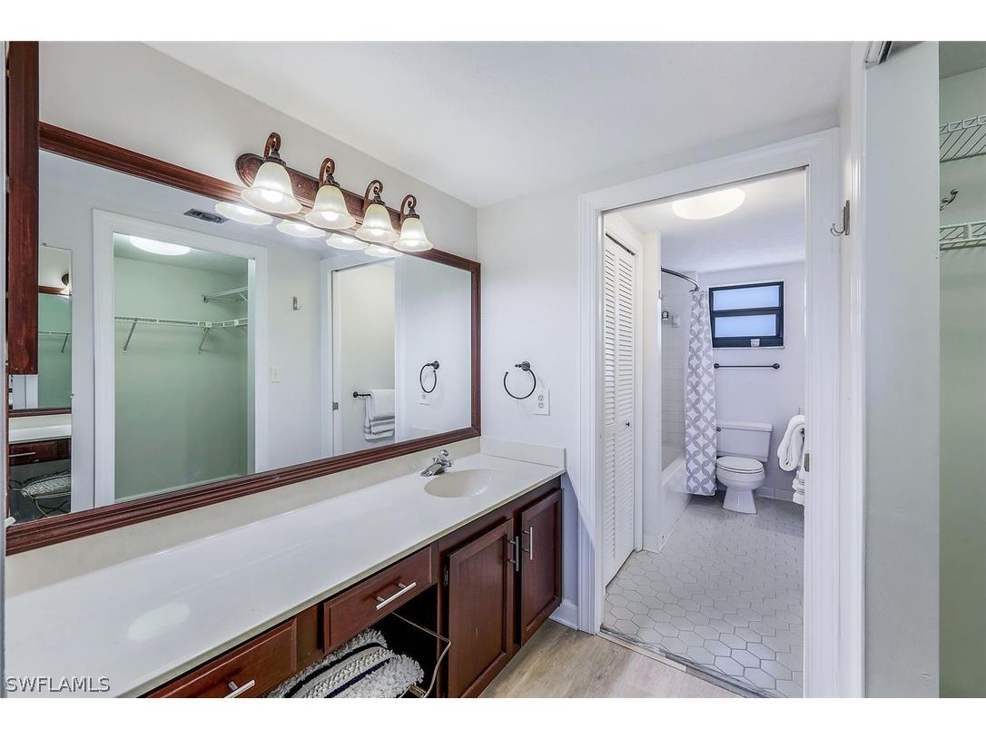 803 River Point Drive #201B Naples FL 34102 226009230 image15