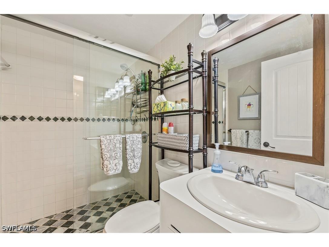 803 River Point Drive #306B Naples FL 34102 226018056 image14