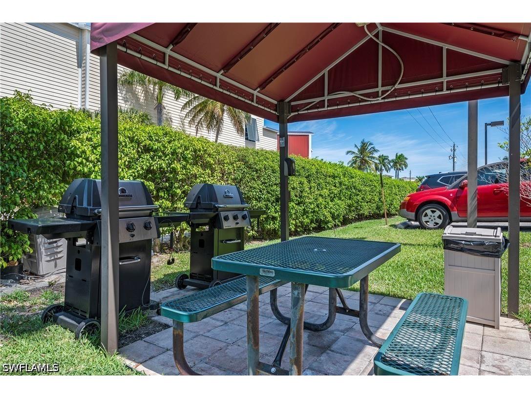 803 River Point Drive #306B Naples FL 34102 226018056 image17