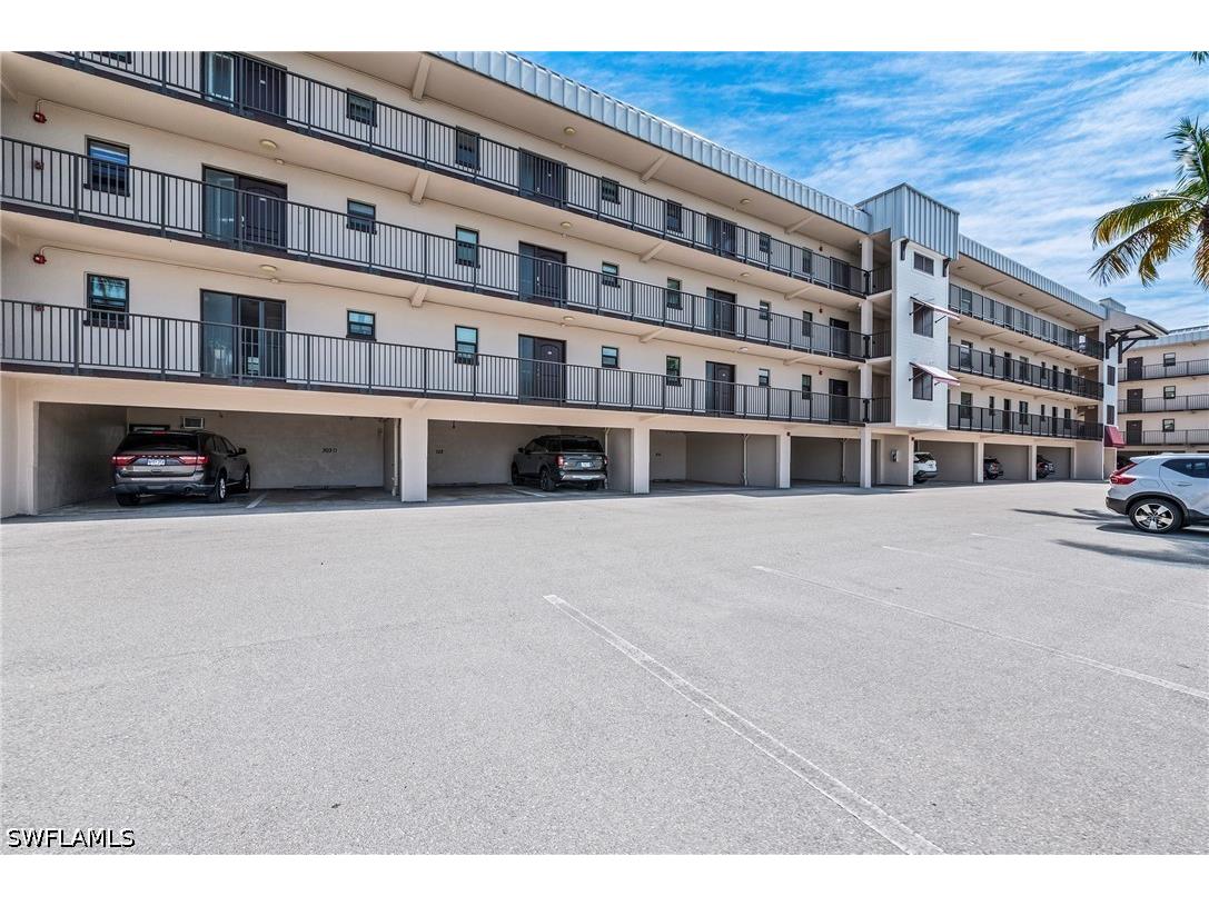 803 River Point Drive #306B Naples FL 34102 226018056 image19