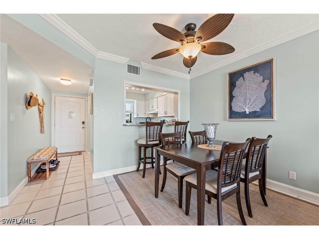 803 River Point Drive #306B Naples FL 34102 226018056 image4
