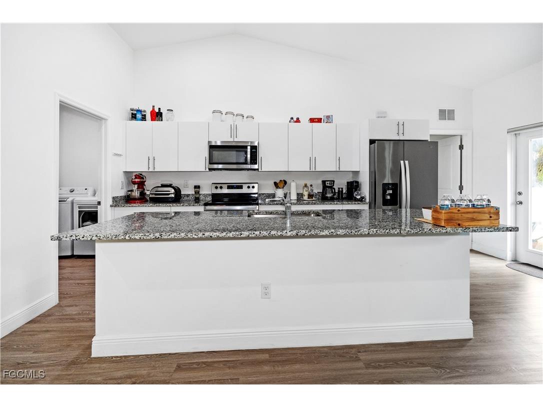 8031 Sandy Circle Labelle FL 33935 2026003920 image20