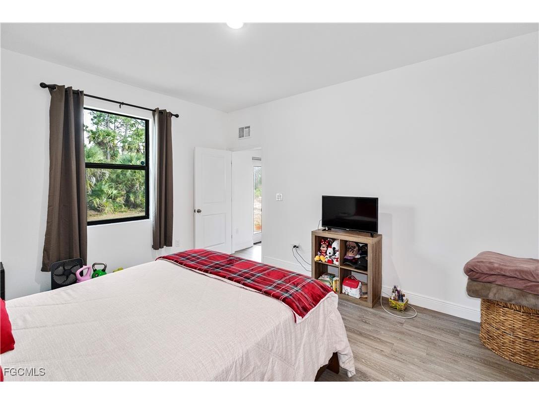 8031 Sandy Circle Labelle FL 33935 2026003920 image9