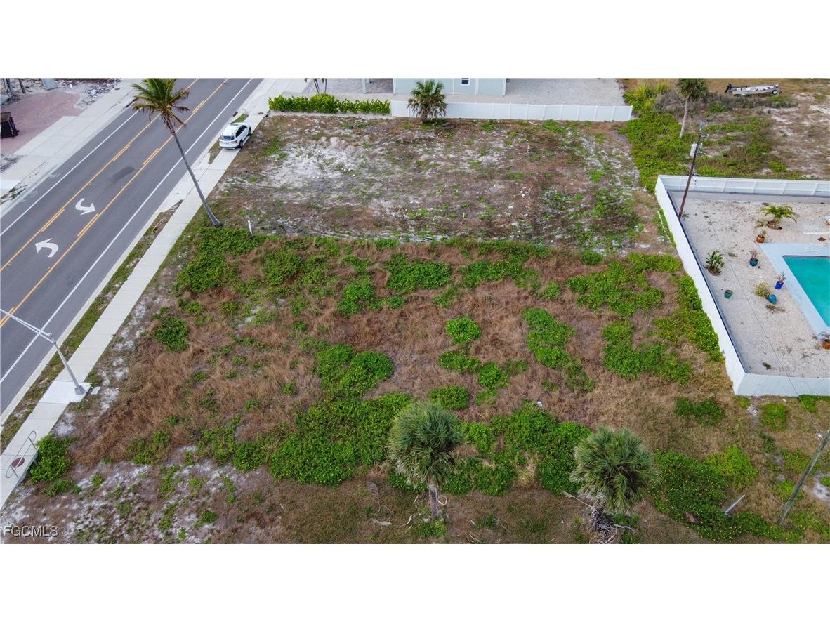 8033 Estero Boulevard Fort Myers Beach FL 33931 2025025109 image9