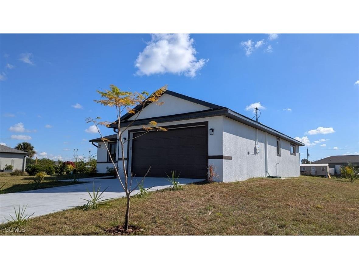 8033 Oakleaf Circle Labelle FL 33935 2025023746 image2