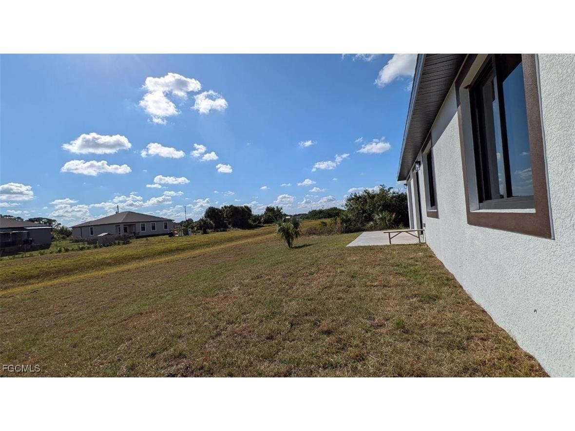 8033 Oakleaf Circle Labelle FL 33935 2025023746 image26