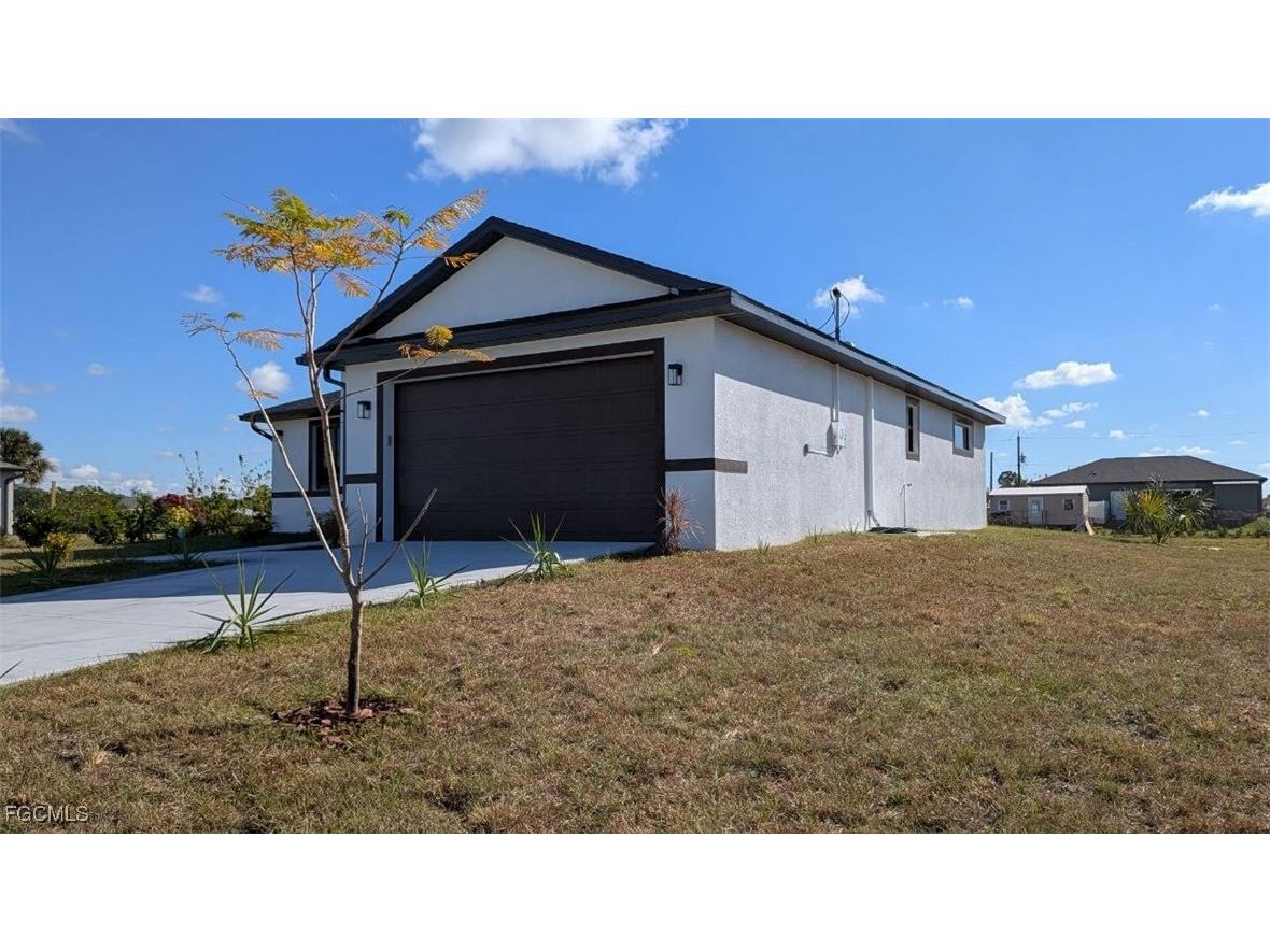 8033 Oakleaf Circle Labelle FL 33935 2025024001 image3