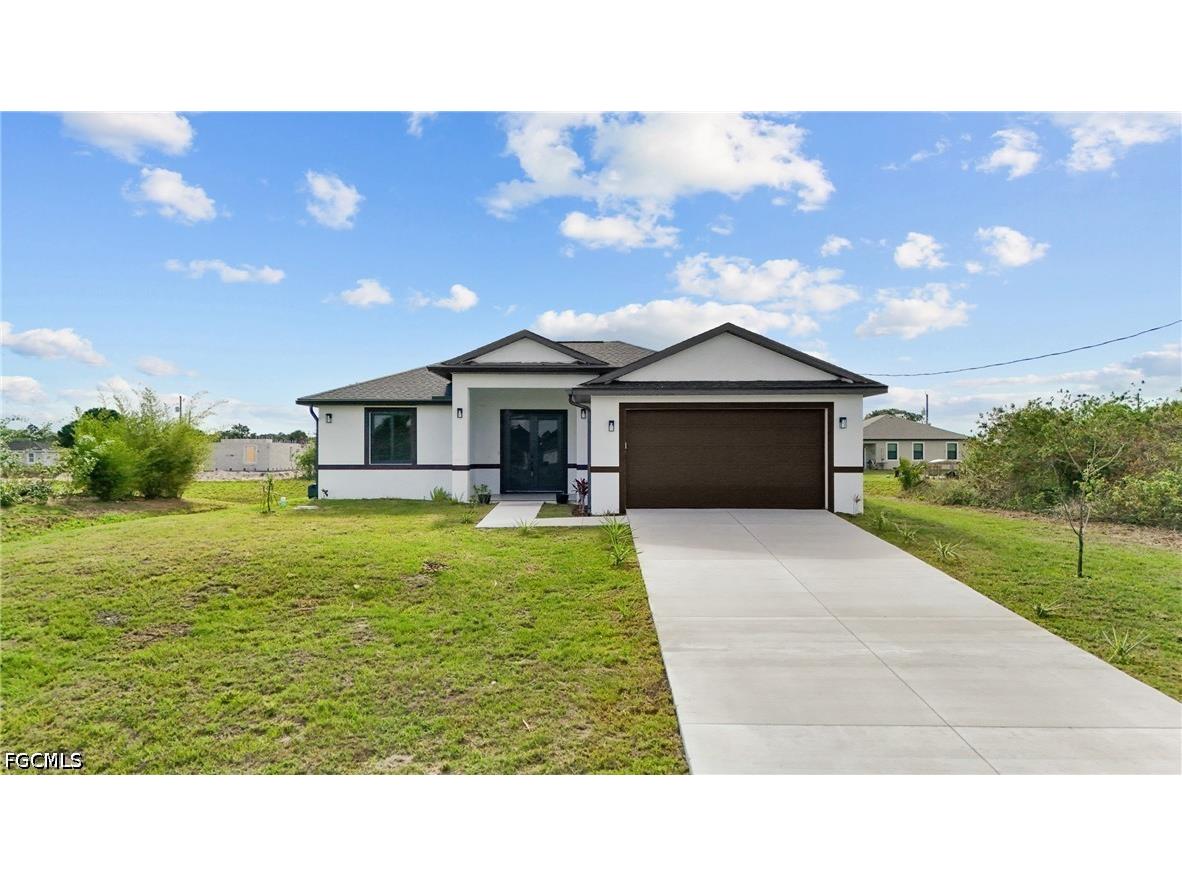 8033 Oakleaf Circle Labelle FL 33935 2026018312 image1