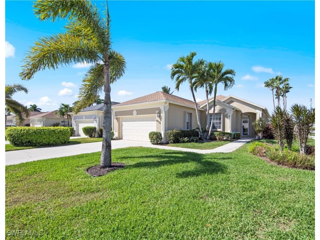8035 Tauren Court Naples FL 34119 225024443 image1