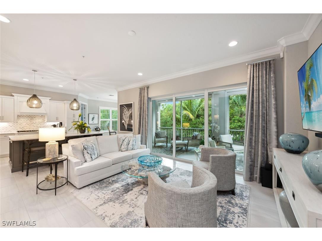8037 Signature Club Circle #201 Naples FL 34113 224055215 image1