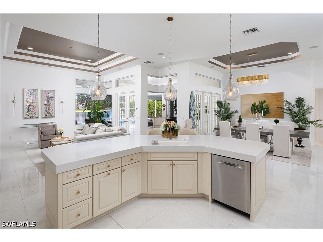 8037 Vera Cruz Way Naples FL 34109 226017758 image13