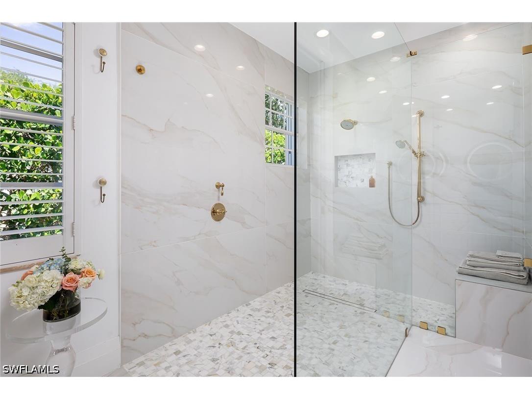 8037 Vera Cruz Way Naples FL 34109 226017758 image24