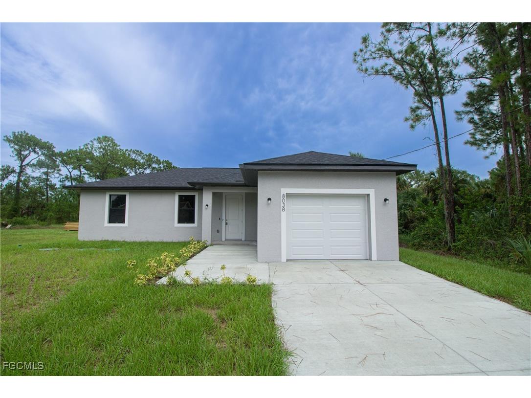 8038 Rolling Circle Labelle FL 33935 2025010340 image1