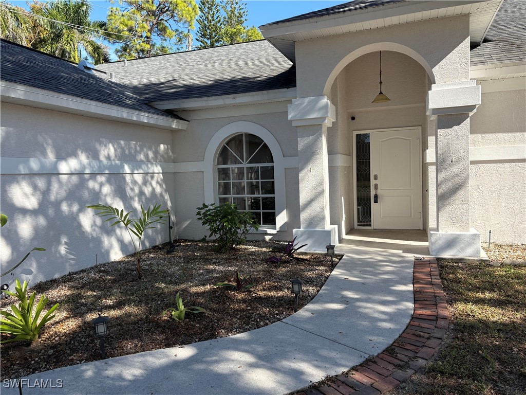 804 Bluebird Street Naples FL 34104 225083665 image1