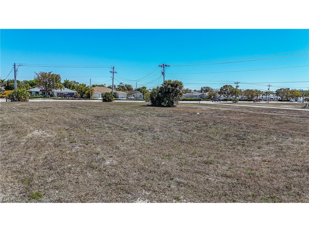 804 Gleason Pkwy Cape Coral FL 33914 2026011371 image16