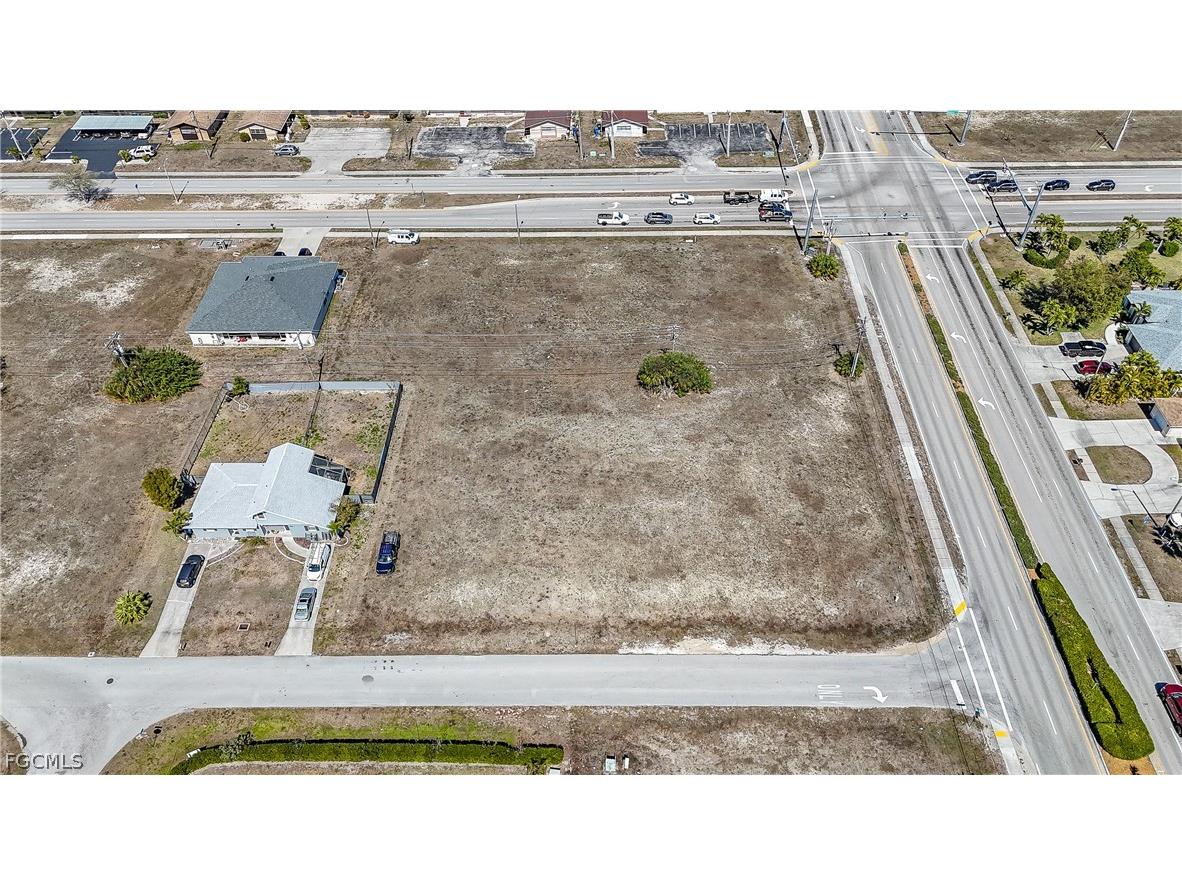 804 Gleason Pkwy Cape Coral FL 33914 2026011371 image6