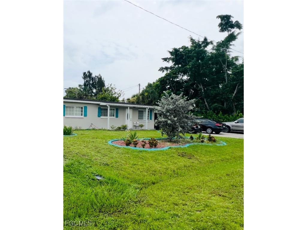 804 March Street North Fort Myers FL 33903 2025013648 image1