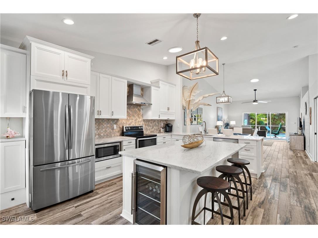 804 Wiggins Bay Drive #22R Naples FL 34110 226001312 image1