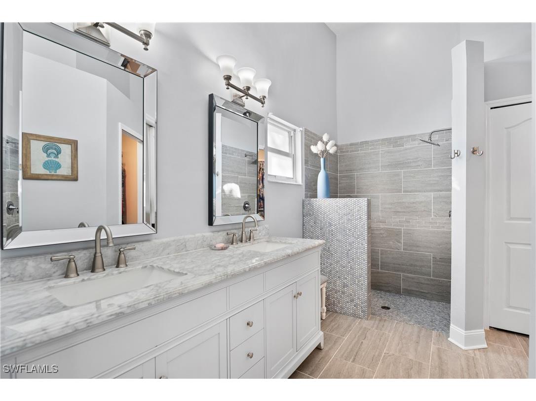 804 Wiggins Bay Drive #22R Naples FL 34110 226001312 image21