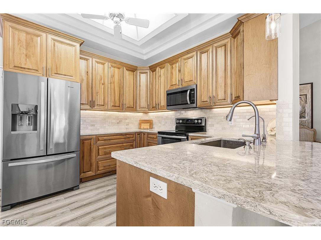 8040 Glen Abbey Circle Fort Myers FL 33912 2026007110 image5