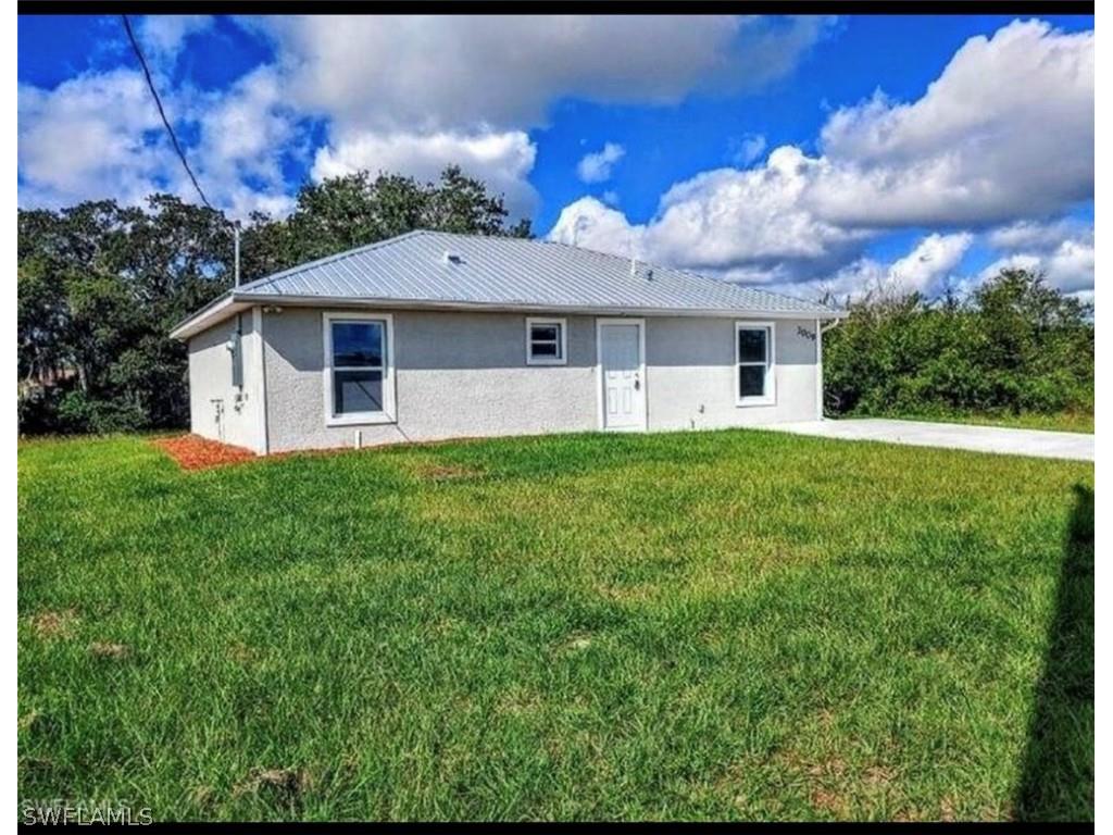 8040 Olive Circle Labelle FL 33935 224049719 image1