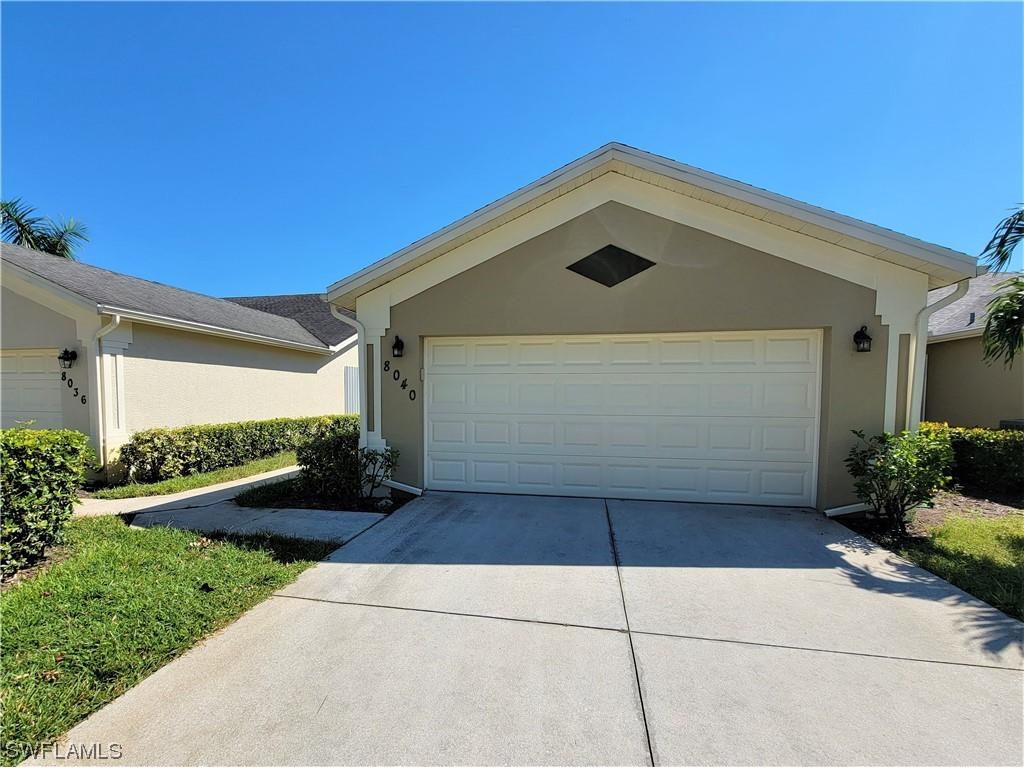 8040 Sivon Way Naples FL 34119 223073927 image1