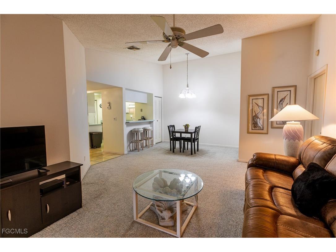 8041 S Woods Circle #14 Fort Myers FL 33919 2025000075 image15