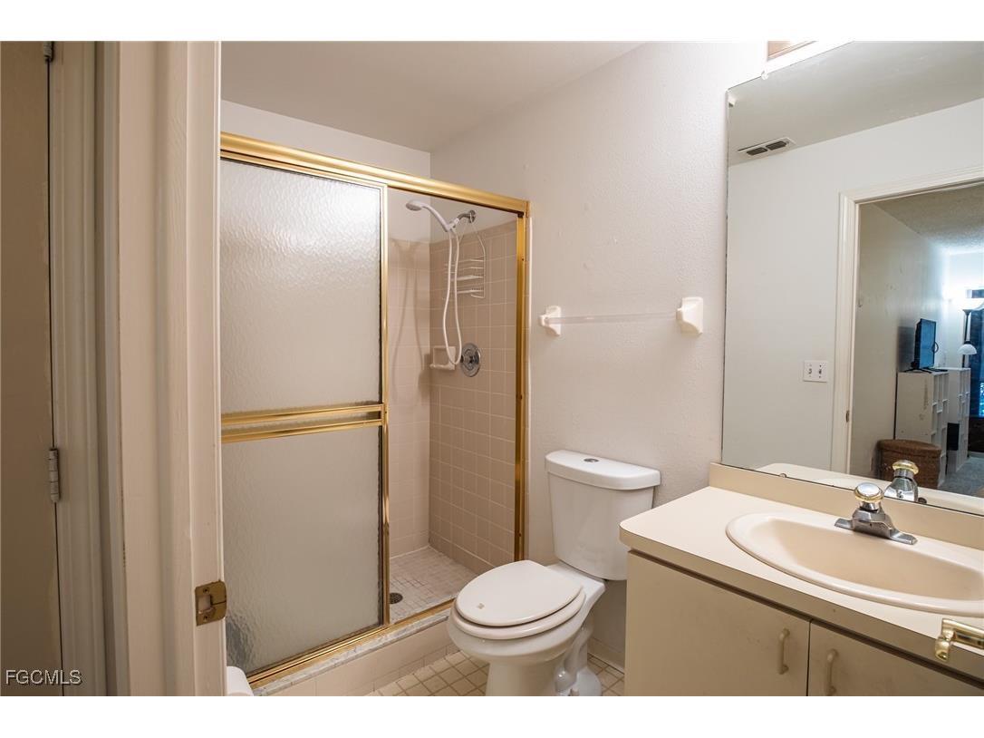 8041 S Woods Circle #14 Fort Myers FL 33919 2025000075 image18