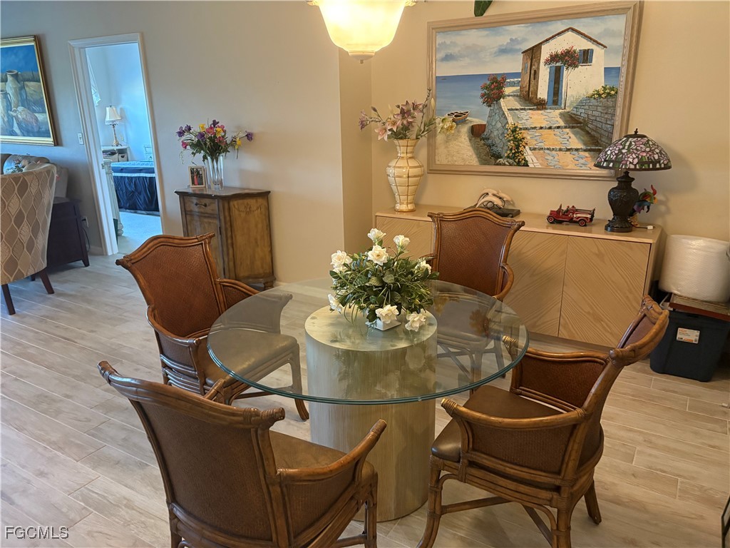 8044 Glen Abbey Circle Fort Myers FL 33912 2025014735 image3