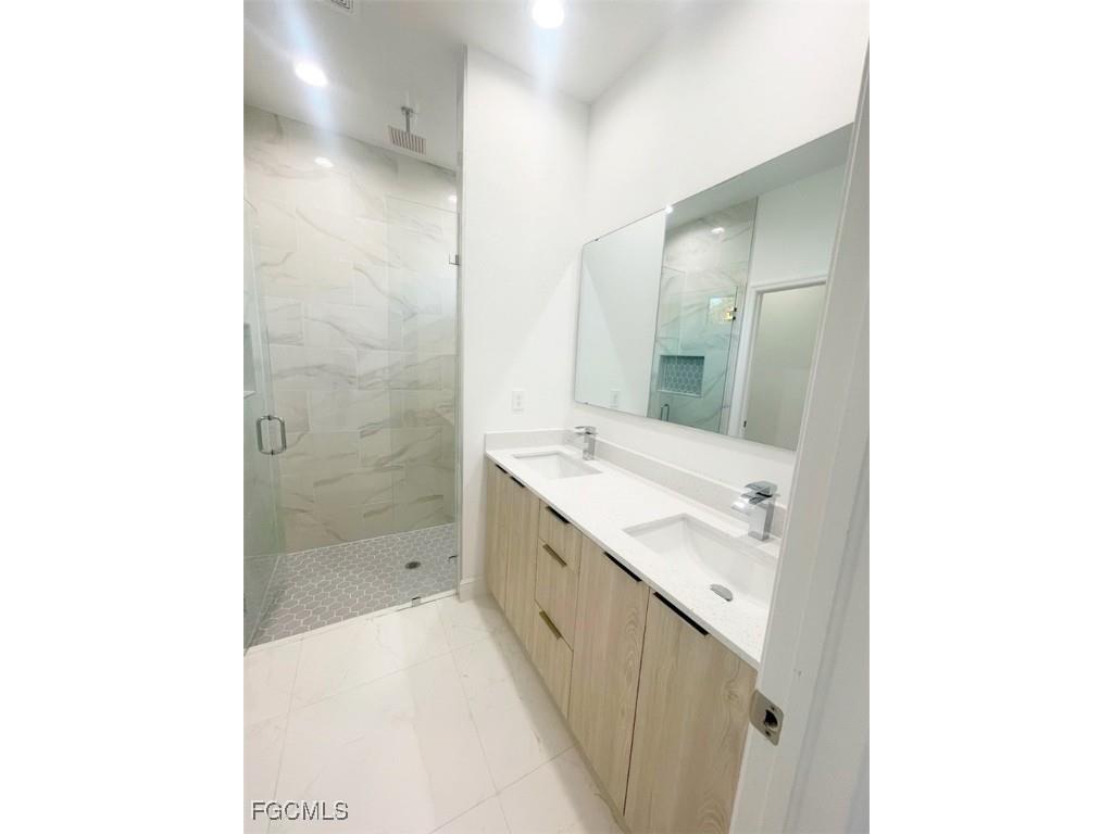 8045 Oakleaf Circle Labelle FL 33935 2025004741 image8