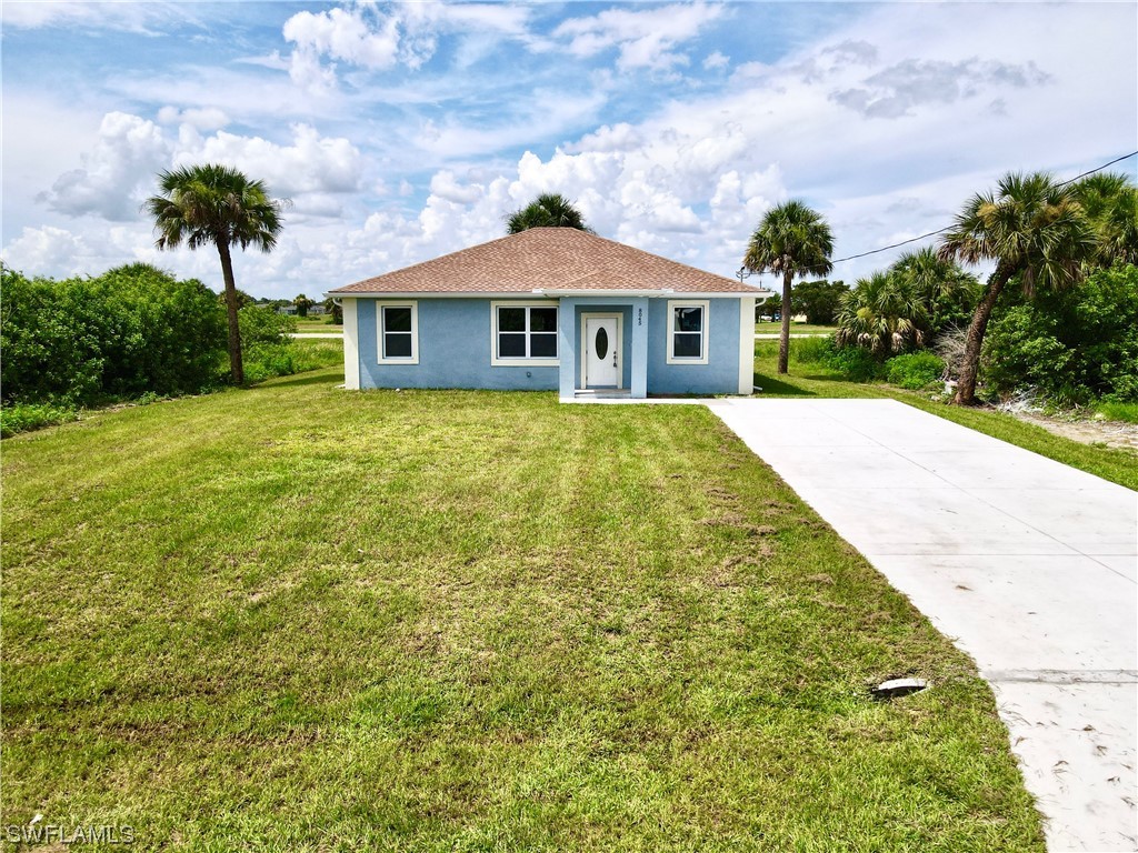 8045 Sherwood Circle Labelle FL 33935 223053284 image1