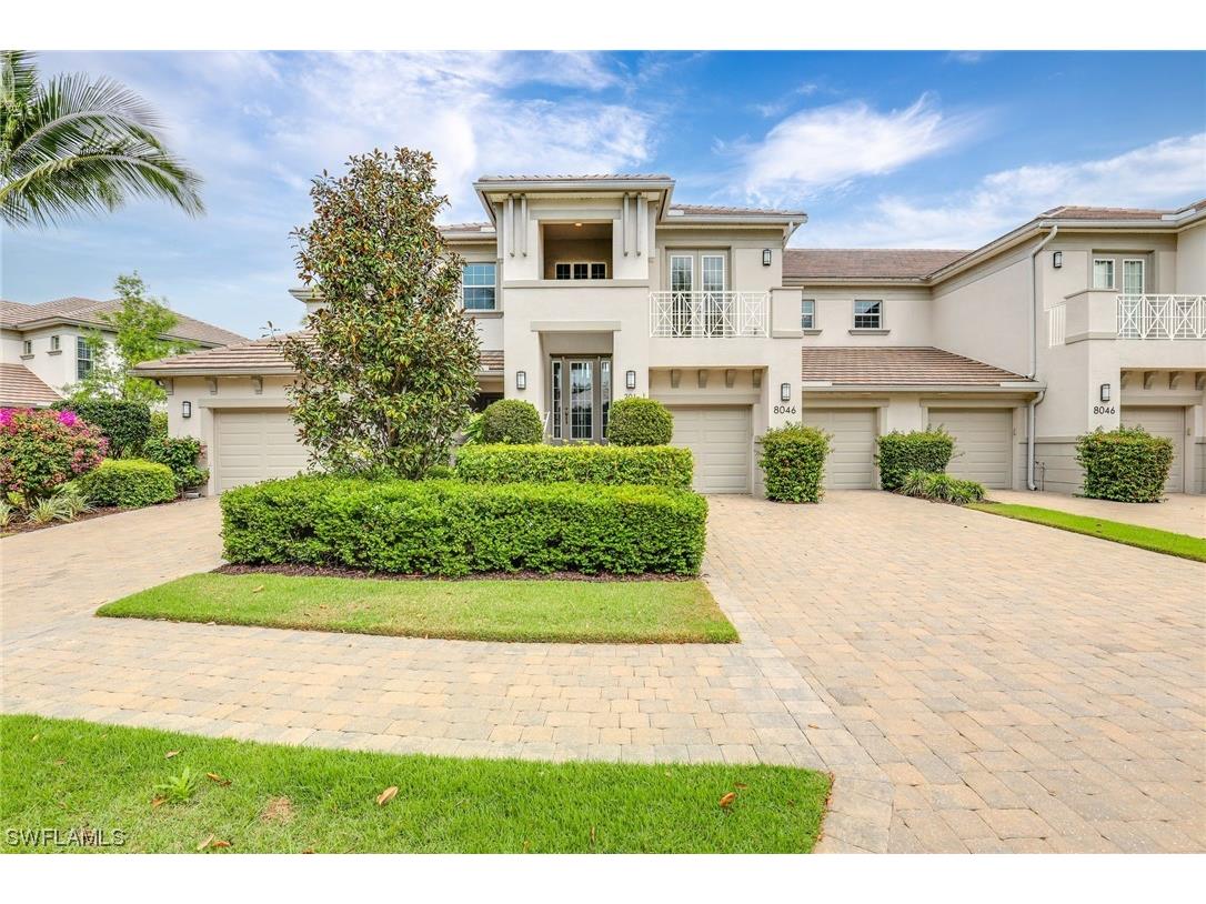 8046 Signature Club Circle #201 Naples FL 34113 223019647 image1