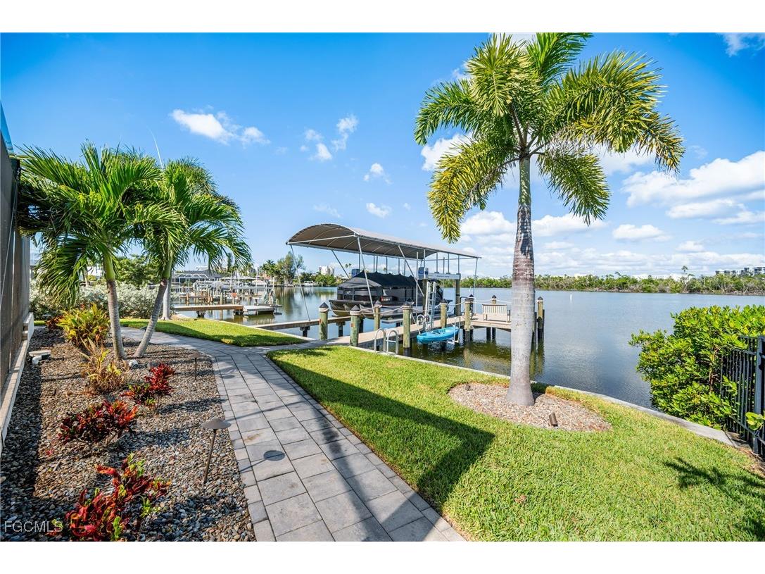 8047 Lagoon Road Fort Myers Beach FL 33931 2025020723 image13