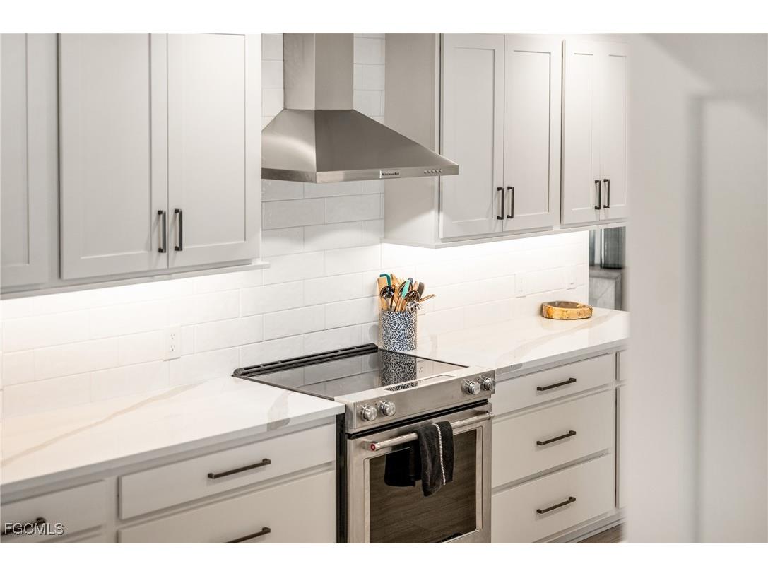 8047 Lagoon Road Fort Myers Beach FL 33931 2025020723 image23