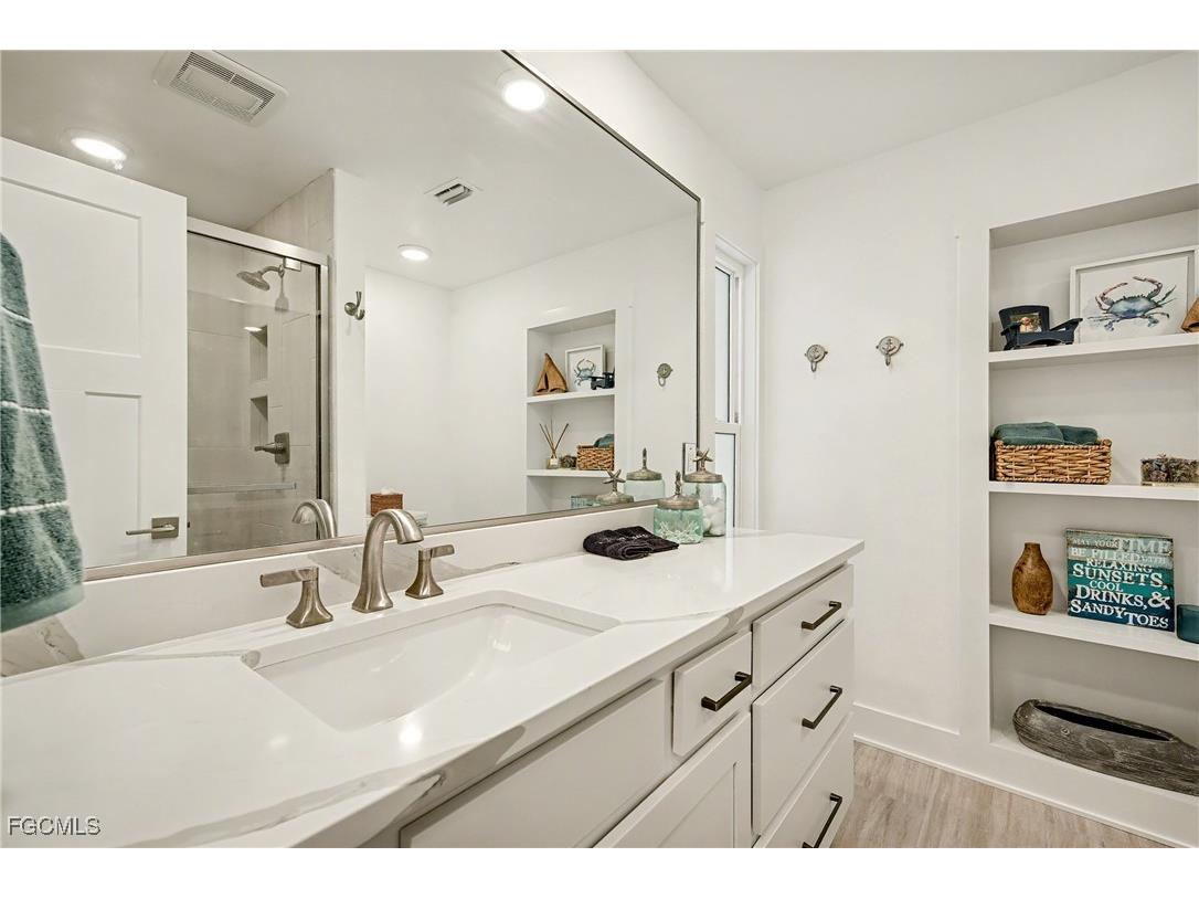 8047 Lagoon Road Fort Myers Beach FL 33931 2025020723 image33