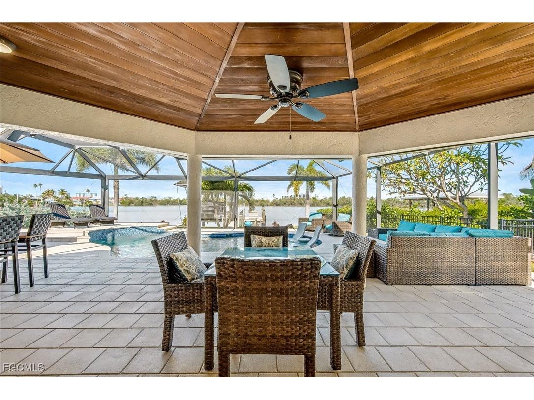 8047 Lagoon Road Fort Myers Beach FL 33931 2025020723 image8