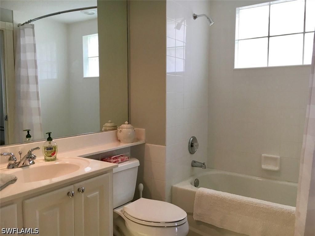 8047 Sorrento Lane Naples FL 34114 226017102 image9