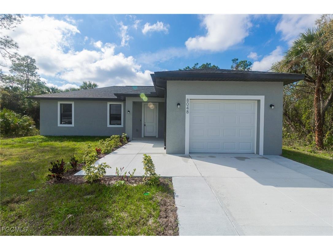 8048 Sherwood Circle Labelle FL 33935 2026003463 image1