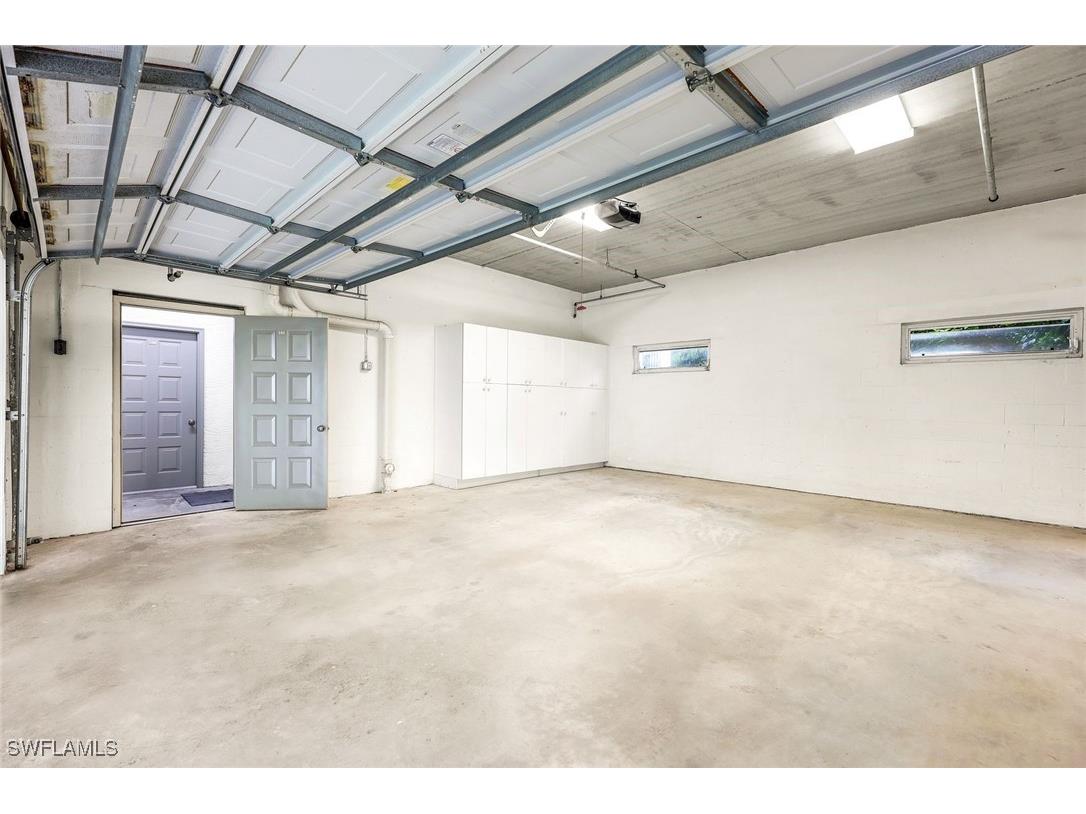 805 Bentwater Circle #101 Naples FL 34108 225078312 image20