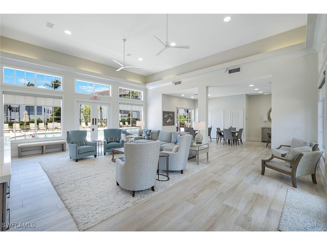 805 Bentwater Circle #101 Naples FL 34108 225078312 image28