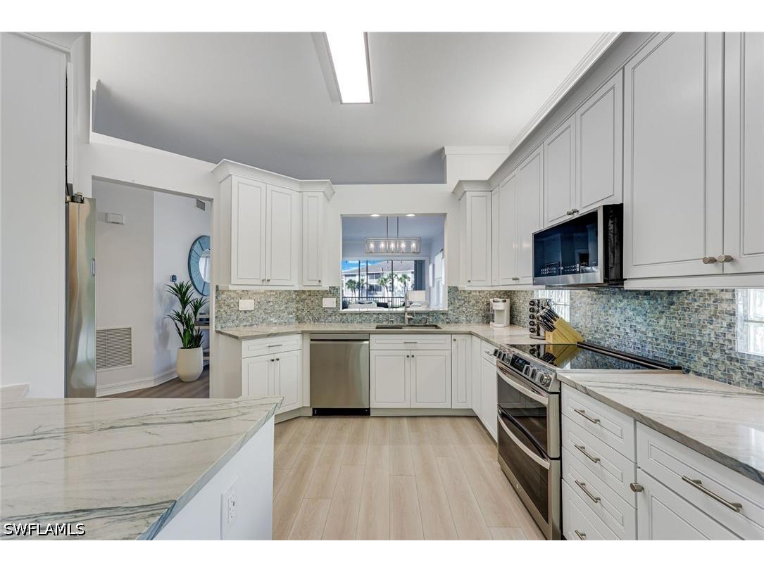 805 Bentwater Circle #104 Naples FL 34108 226020118 image4