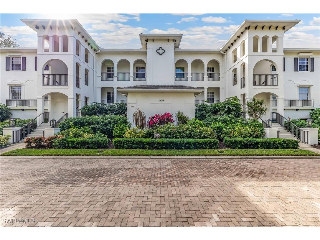 805 Bentwater Circle #202 Naples FL 34108 224103555 image1