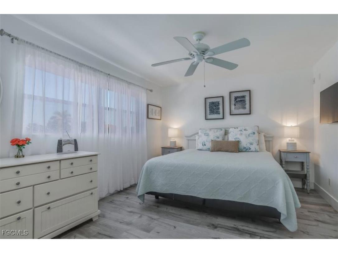 805 E Gulf Drive #A7 Sanibel FL 33957 2026004371 image11
