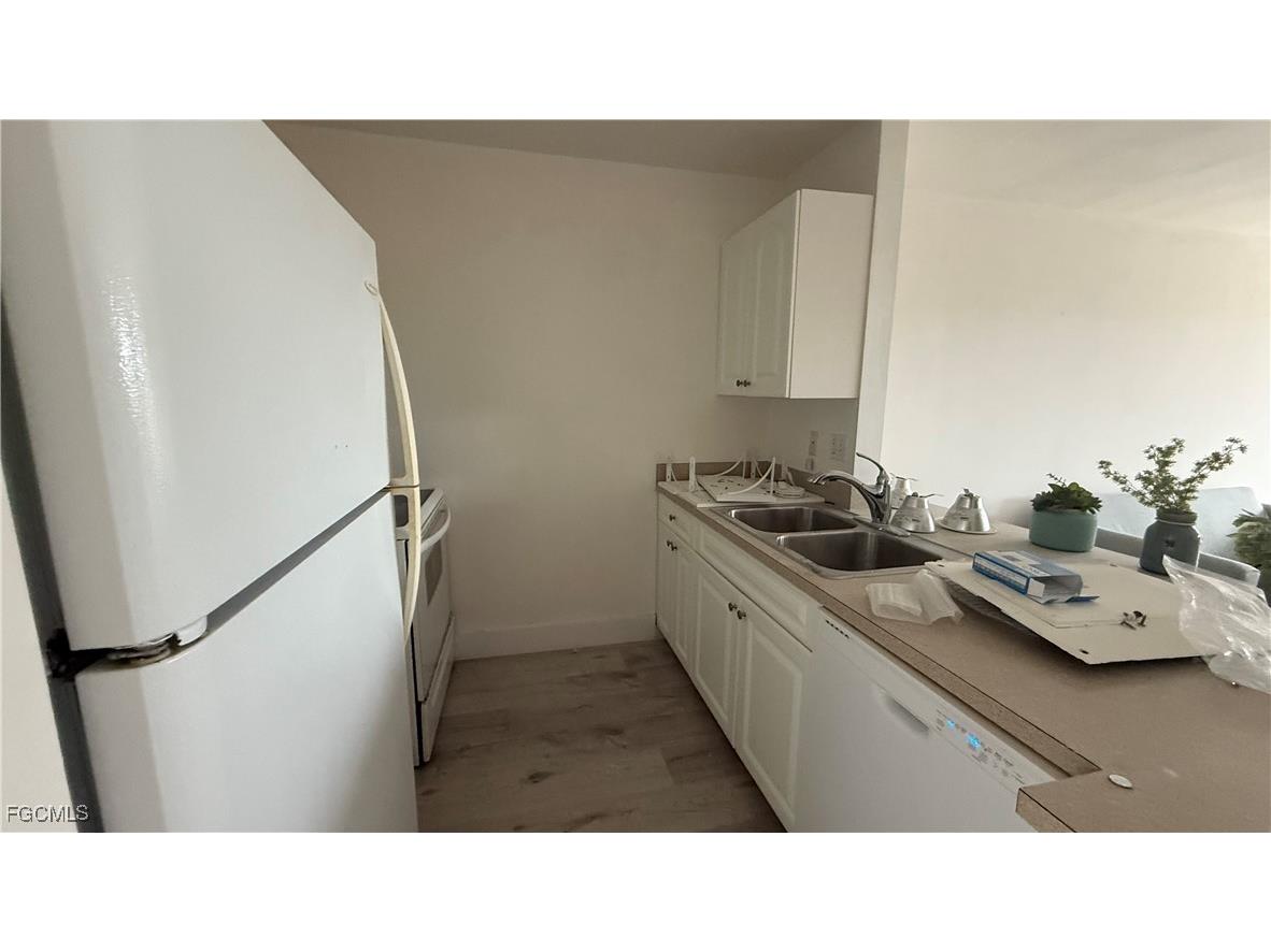 805 E Gulf Drive #A7 Sanibel FL 33957 2026004371 image5