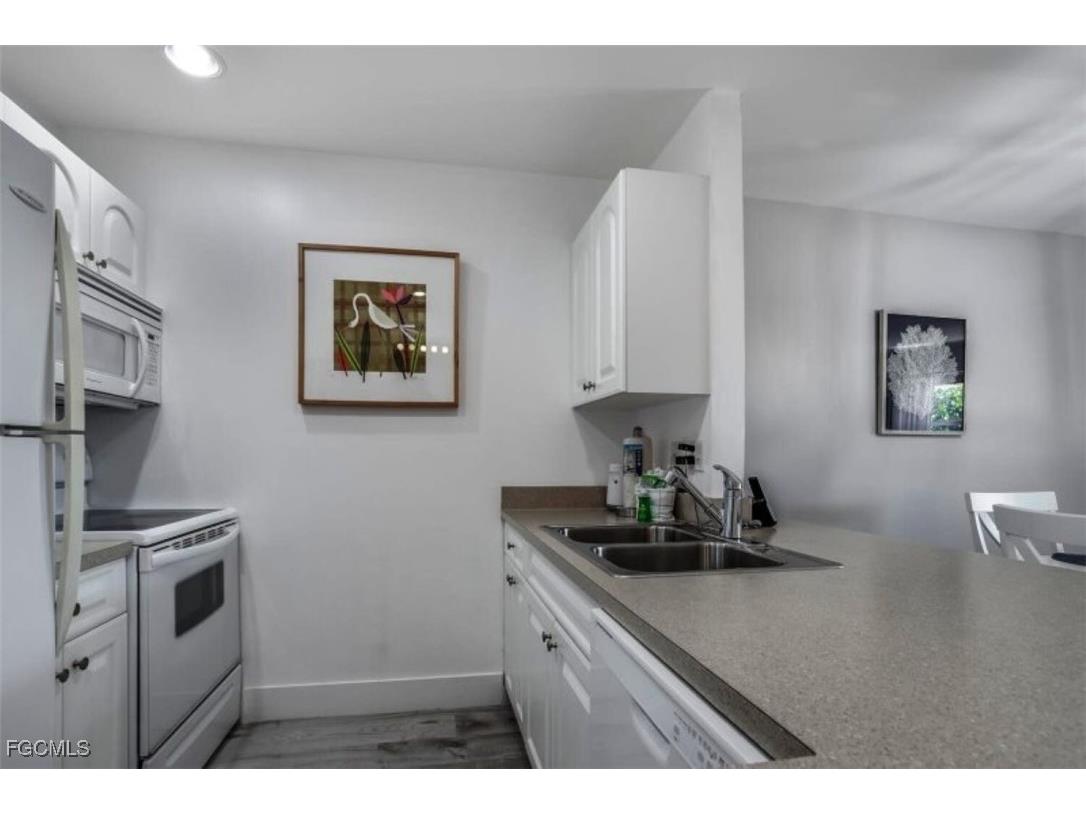 805 E Gulf Drive #A7 Sanibel FL 33957 2026004371 image6